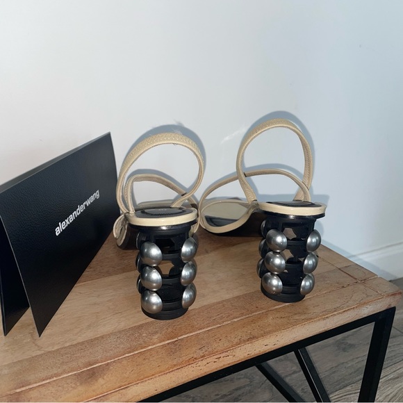 DEEDEE OYSTER PATENT - Picture 2 of 3